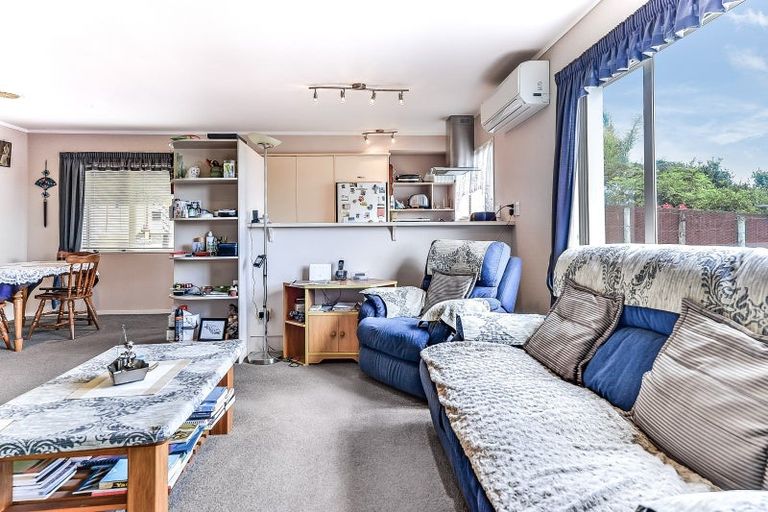 Photo of property in 30 Rosehill Place, Nawton, Hamilton, 3200