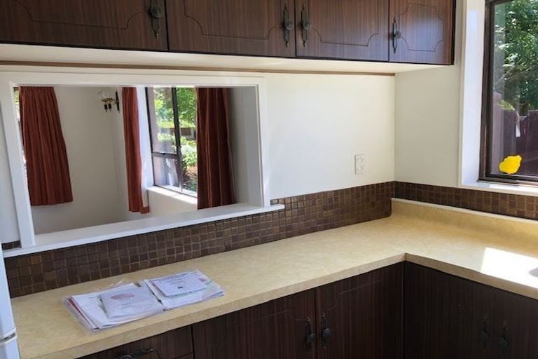 Photo of property in 19 Montclare Avenue, Ilam, Christchurch, 8041