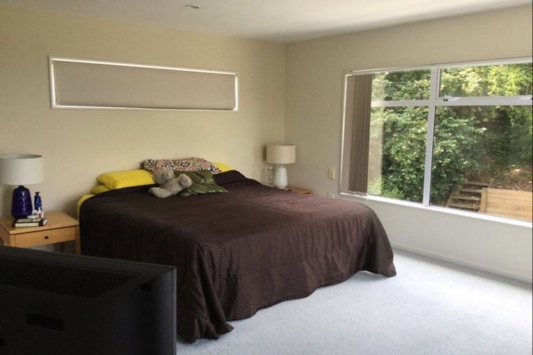 Photo of property in 10 Nepal Place, Khandallah, Wellington, 6035