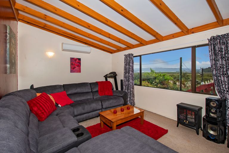 Photo of property in 3b Waimahanga Road, Onerahi, Whangarei, 0110