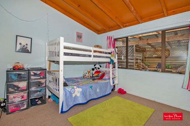 Photo of property in 3b Waimahanga Road, Onerahi, Whangarei, 0110