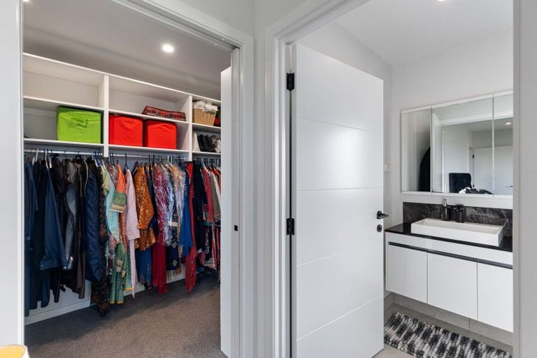 Photo of property in 3 Lealands Lane, Aokautere, Palmerston North, 4471