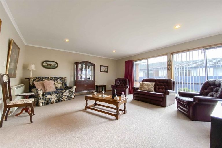 Photo of property in 42 Waihopai Street, Rosedale, Invercargill, 9810