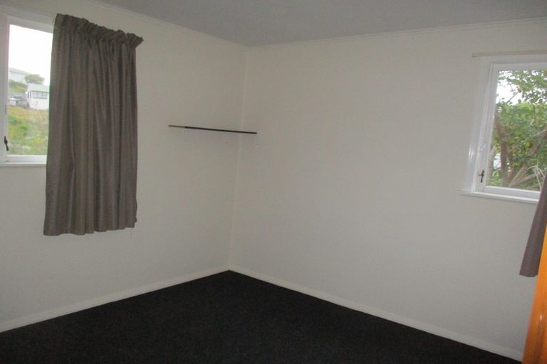 Photo of property in 148-152 Champion Street, Cannons Creek, Porirua, 5024