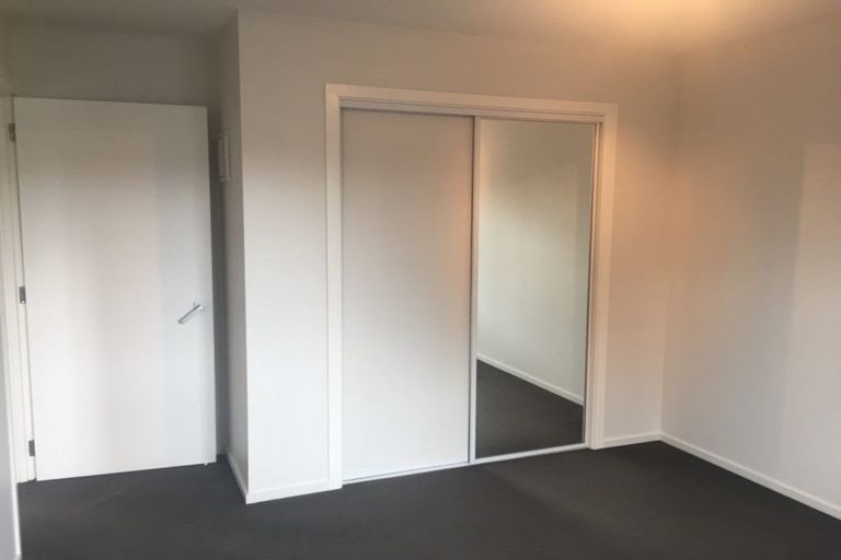 Photo of property in 10/16 Hutcheson Street, Sydenham, Christchurch, 8023