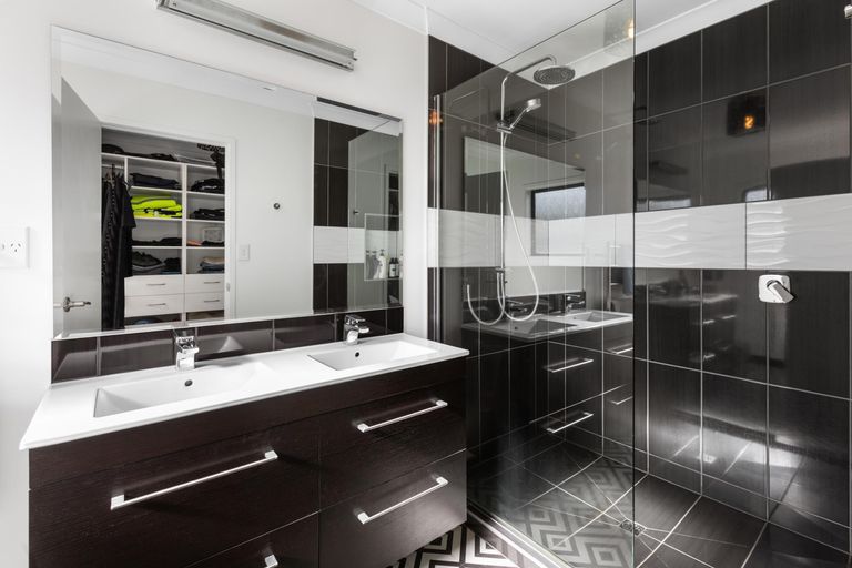 Photo of property in 28 Riverview Road, Huntly, 3700