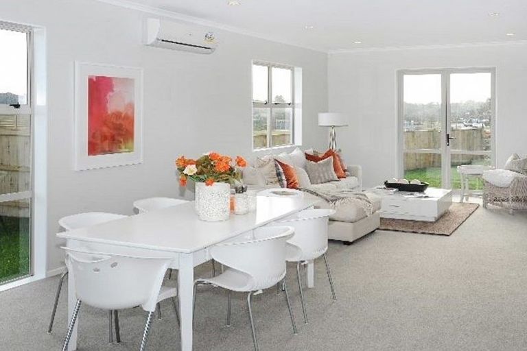 Photo of property in 111 Mackay Drive, Greenhithe, Auckland, 0632