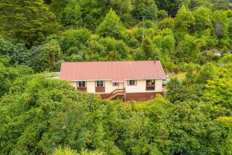 Photo of property in 41 Village Loop Road, Waipori Falls, Outram, 9073