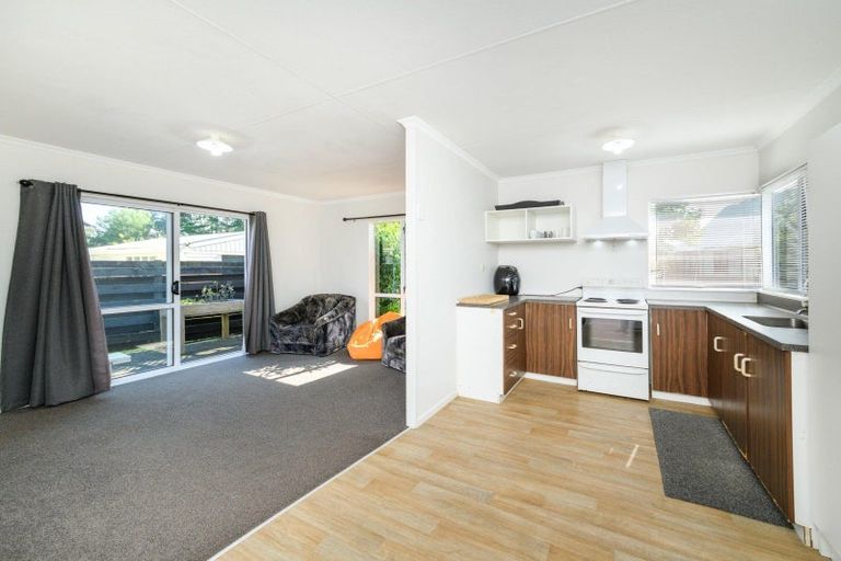 Photo of property in 60 Newton Place, Westbrook, Palmerston North, 4412