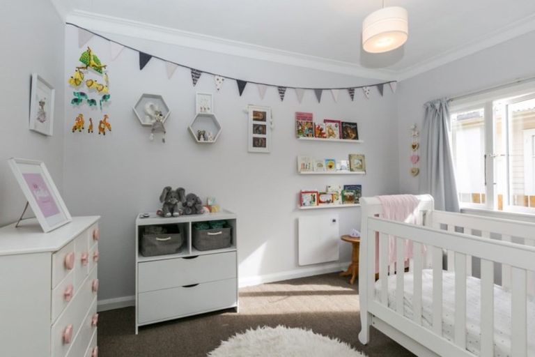 Photo of property in 1111a Heretaunga Street East, Parkvale, Hastings, 4122