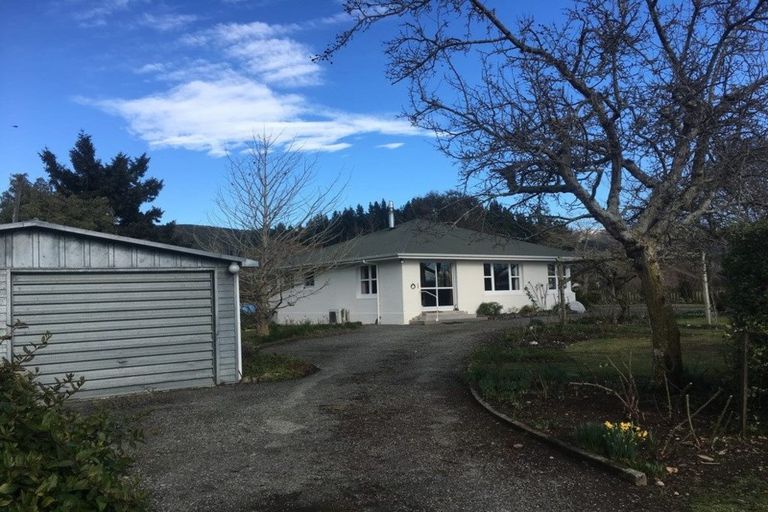 Photo of property in 77 Mill Road, Waimate, 7924