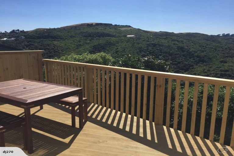 Photo of property in 41a Sunhaven Drive, Newlands, Wellington, 6037