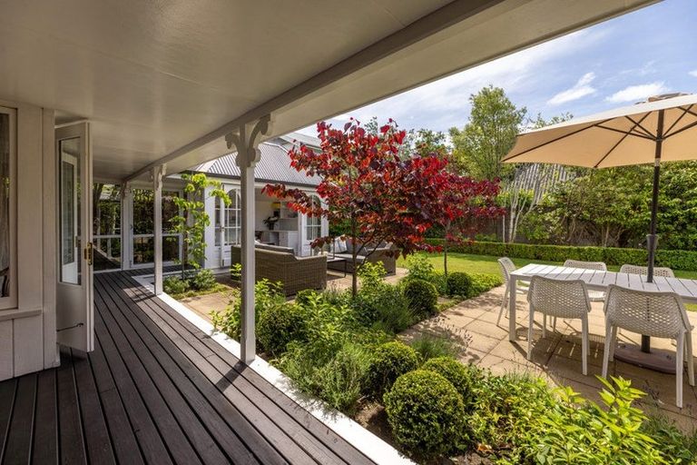 Photo of property in 40 Weka Street, Fendalton, Christchurch, 8041