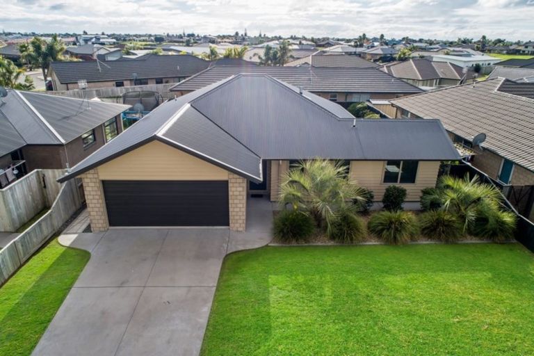 Photo of property in 6 Hebe Crescent, Papamoa Beach, Papamoa, 3118