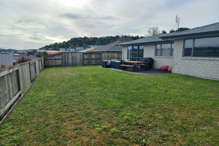 Photo of property in 16 Rochfort Crescent, Pyes Pa, Tauranga, 3112