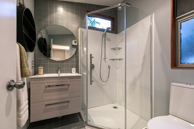 Photo of property in 7 Tipau Street, Torbay, Auckland, 0630