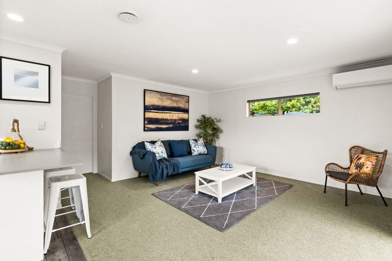 Photo of property in 8 Lucknow Road, Havelock North, 4130