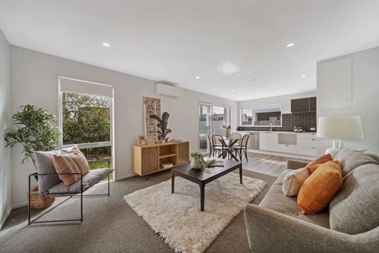 Photo of property in 1/24 Heywood Terrace, Richmond, Christchurch, 8013