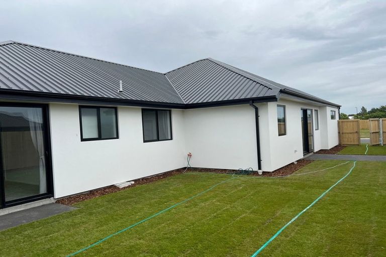 Photo of property in 15 Kurashiki Street, Halswell, Christchurch, 8025