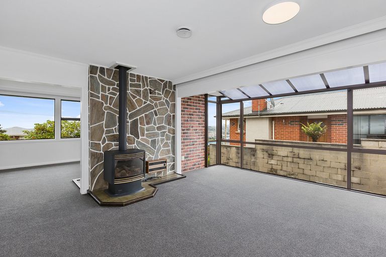 Photo of property in 27 Mckerrow Street, Shiel Hill, Dunedin, 9013