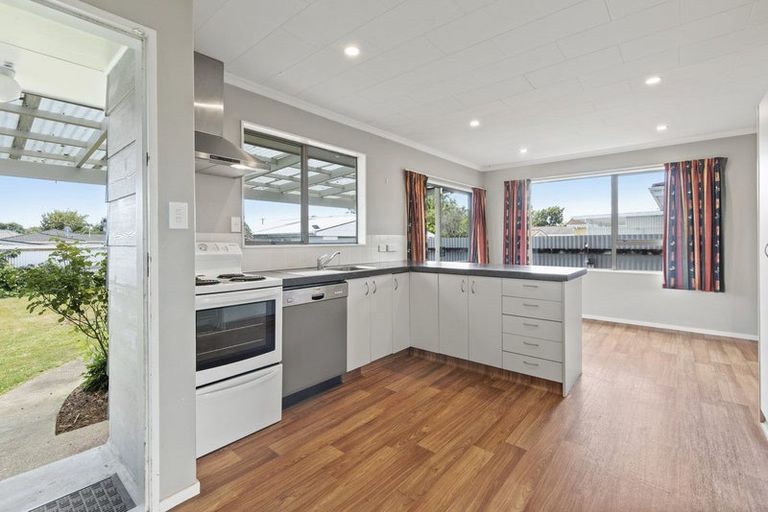 Photo of property in 25 Rimu Street, Levin, 5510