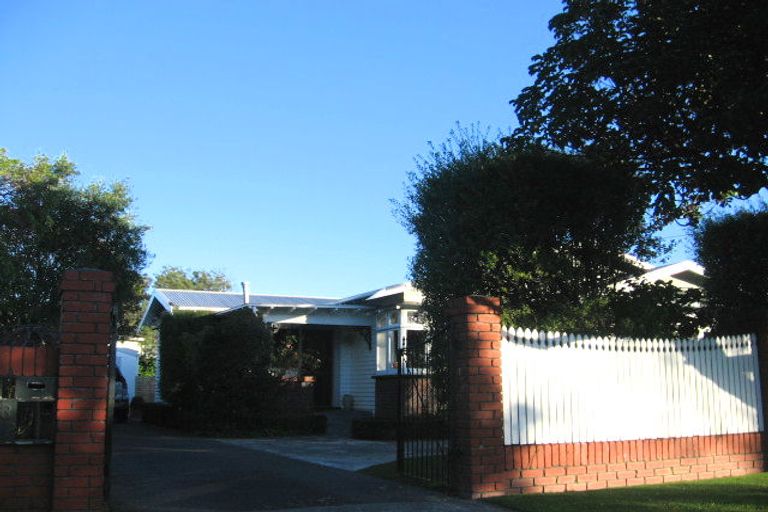 Photo of property in 32 Puriri Street, Woburn, Lower Hutt, 5010