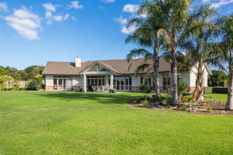 Photo of property in 45 Waitotara Drive, Waipapa, 0230