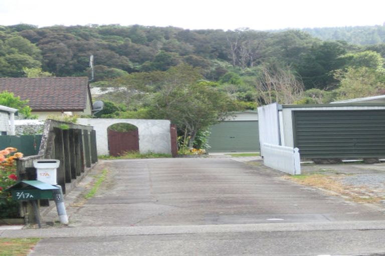 Photo of property in 17b Gemstone Drive, Birchville, Upper Hutt, 5018