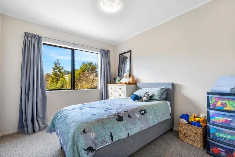 Photo of property in 22a Hammond Avenue, Hatfields Beach, Orewa, 0931