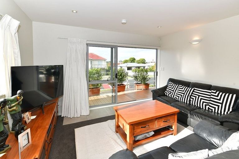Photo of property in 205/252 Centreway Road, Orewa, 0931