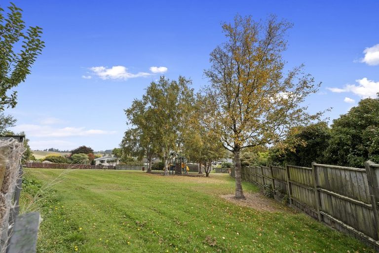 Photo of property in 4 Aotea Crescent, Gore, 9710