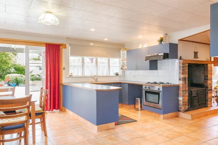 Photo of property in 72 Mcgill Street, Waimangaroa, Westport, 7891