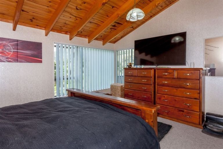 Photo of property in 22 Woodstock Avenue, Karangahake, Paeroa, 3674