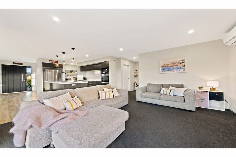 Photo of property in 69 Strauss Drive, Rolleston, 7614