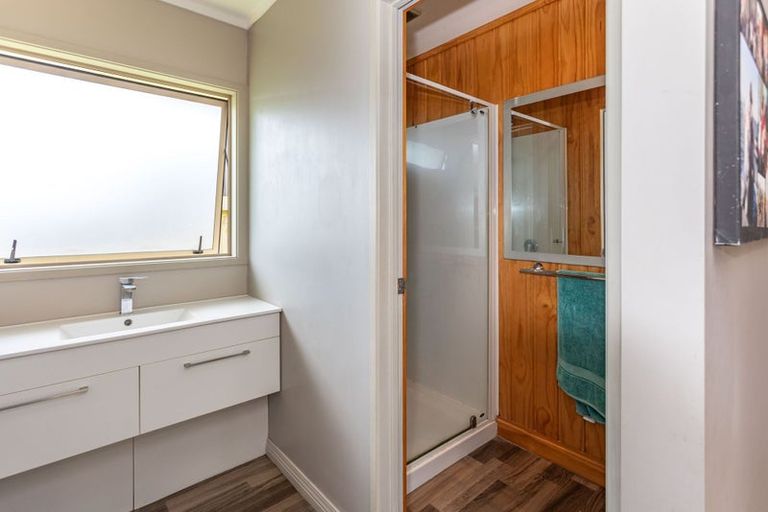 Photo of property in 13 Koromiko Drive, Coromandel, 3506