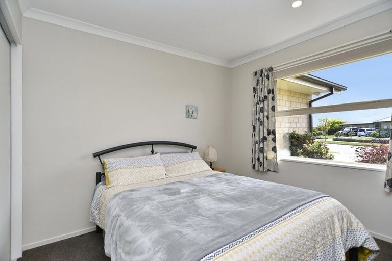 Photo of property in 6 Brockelbank Drive, Kaiapoi, 7630