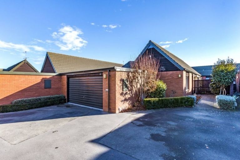 Photo of property in 16/415 Mairehau Road, Parklands, Christchurch, 8083