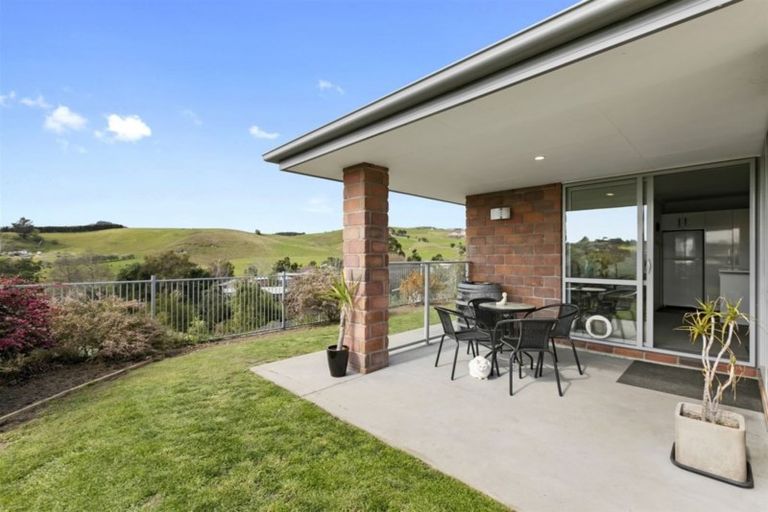 Photo of property in 60 Utopia Park Heights, Welcome Bay, Tauranga, 3112