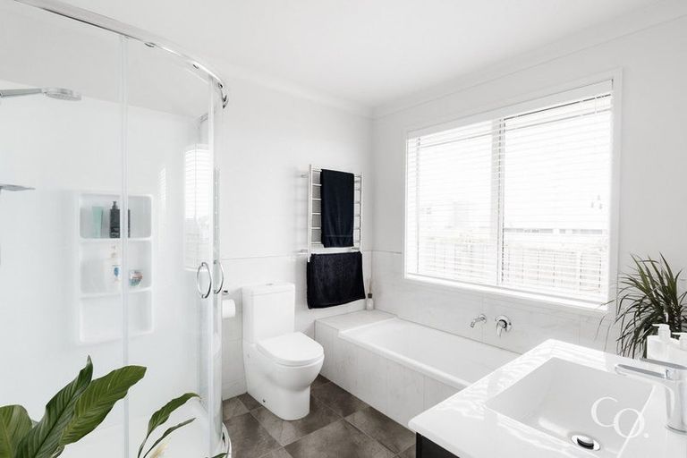 Photo of property in 89 Bert Wall Drive, Omokoroa, 3114