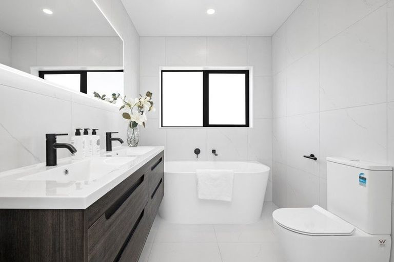 Photo of property in 75 Mutetai Road, Clarks Beach, 2122