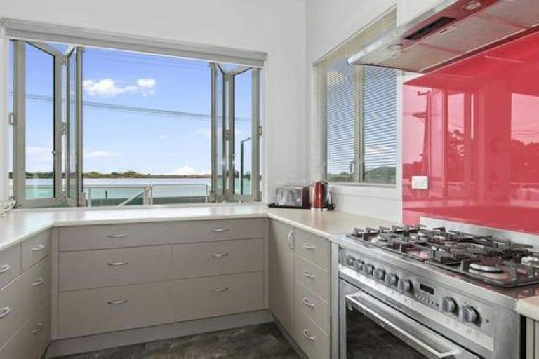 Photo of property in 1897 Ngunguru Road, Ngunguru, Whangarei, 0173