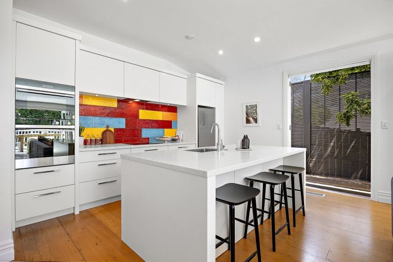 Photo of property in 11 Vine Street, Saint Marys Bay, Auckland, 1011