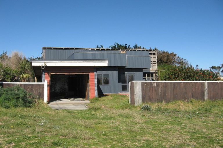 Photo of property in 32 Himatangi Street, Himatangi Beach, Foxton, 4891