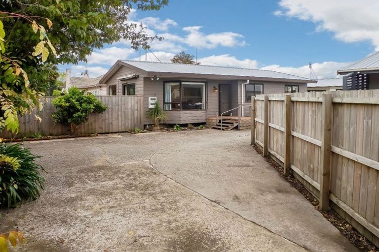 Photo of property in 1158 Heaphy Terrace, Fairfield, Hamilton, 3214