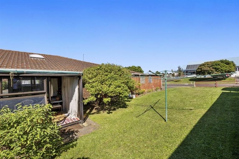 Photo of property in 8/19 Oxford Street, Te Puke, 3119