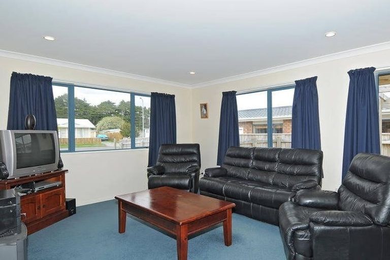 Photo of property in 17 Phar Lap Grove, Trentham, Upper Hutt, 5018