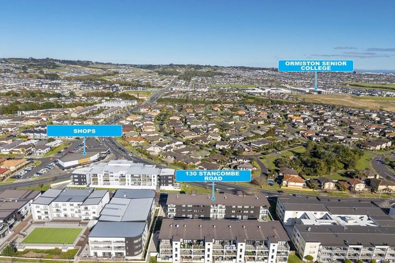 Photo of property in 10/11 Carlos Drive, Flat Bush, Auckland, 2016