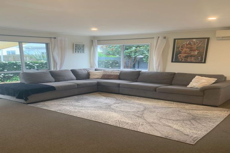 Photo of property in 1/29 Hill Crescent, Papakura, 2110