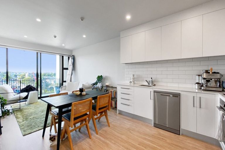 Photo of property in 208/165 Lake Road, Northcote, Auckland, 0627