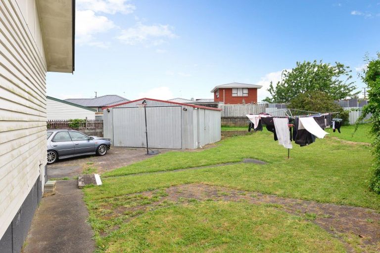 Photo of property in 9 English Street, St Andrews, Hamilton, 3200
